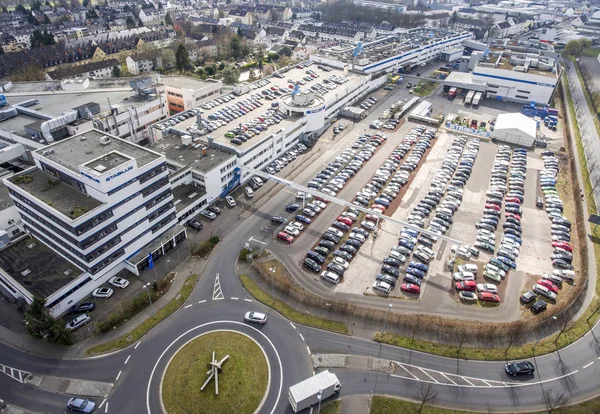 Koblenz Alemania 09.07.2017 Vista aérea de la sede y fábrica de Stabilus en Koblenz También se pueden ver edificios de fábrica — Foto de Stock