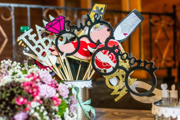 Retro Party ayarla gözlük, şapka, dudaklar, bıyıklar, maskeler photo booth parti düğün komik resimler tasarım