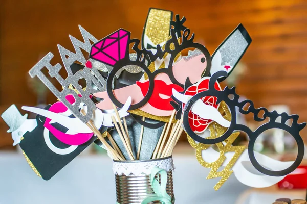 Retro Party ayarla gözlük, şapka, dudaklar, bıyıklar, maskeler photo booth parti düğün komik resimler tasarım