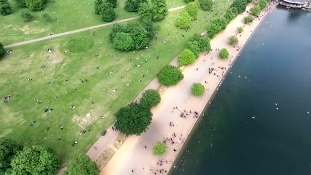 Ландшафт вокруг Хайд-парка, Лондон, Великобритания — стоковое видео