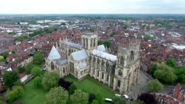 İngiltere'de Yorkshire York İngiliz Gotik tarzı Katedrali Metropolitical Kilisesi Saint Peter veya York Minster