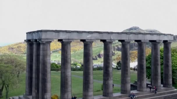 Edimburgo Ciudad Histórico Arthur Seat Calton Hill Monumento Aérea Tiro — Vídeos de Stock