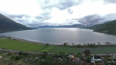 dağlar Glen Coe Loch Linnhe deniz Ballchulish köprü Batı Dağlık İskoçya hava atış