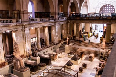 Kahire, Mısır, 25.05.2018 içinde müze Mısır eski eserler Antik Sanat geniş koleksiyonuna ev