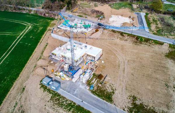 Vista aérea das ruas rodoviárias nova área de desenvolvimento para imóveis hme construção civil alemanha — Fotografia de Stock