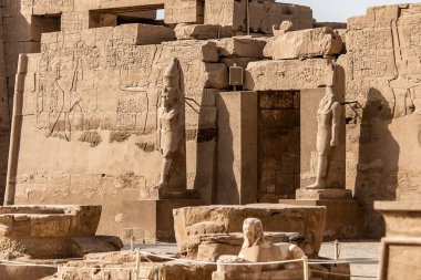 Luxor Karnak Anscient Tapınağı - Arkeoloji Ruine Thebes Mısır Nil Nehri yanında