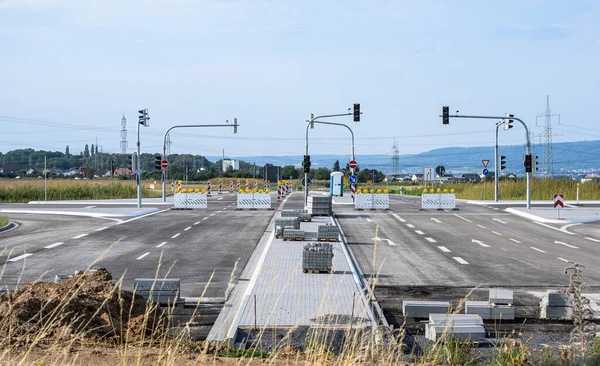 Luchtfoto van een kruispunt in aanbouw. nieuwbouw streetarea verbinding Zichtpunt van bovenaf — Stockfoto