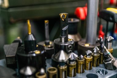 Torna makinesinin çeşitli boyutları metal işlerinde makine merkezi için kullanılan karbit son değirmenleri kesme araçları