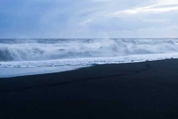 Night ocean view in Iceland / Black beach