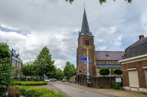 Lage Mierde Netherlands Июня 2019 Года Дома Кирпичные Здания Памятник — стоковое фото