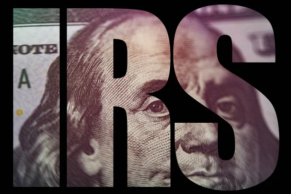 Ben Franklin'in yüzündeki bize 100 dolarlık banknot, IRS, Amerikan para makro yakın çekim