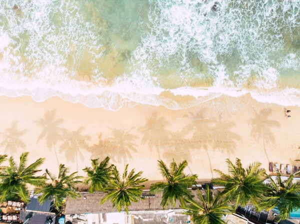 美しい砂浜のビーチの空中ロング ショットの砂のビーチ航空、トップ ビュー — ストック写真