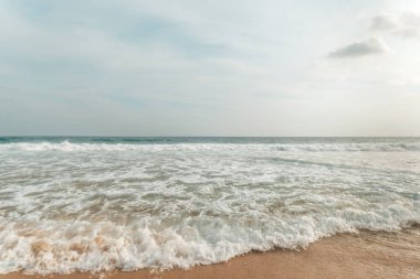 Yaz kumsalı ve deniz arka planı