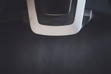 Renk dostum. Siyah bir tabloda yeni bir siyah dron. Dronlar yaşam ve Sanayi kullanarak kavramı. makro ayrıntılar. Uzay kopyalayın. Yenilik fotoğraf kavramı.