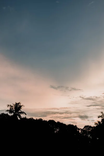 A noite está chegando Fiery Backdrop — Fotografia de Stock