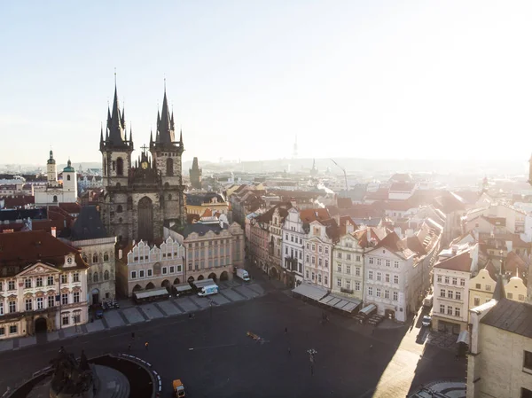 Aerial drönarvy Prag Old Town Square Tjeckien kyrkan av Our Lady innan Tyn — Stockfoto