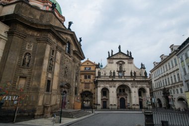 Prag manzarası. Prag 'ın Eski Şehir' deki detayları. Çek Cumhuriyeti .