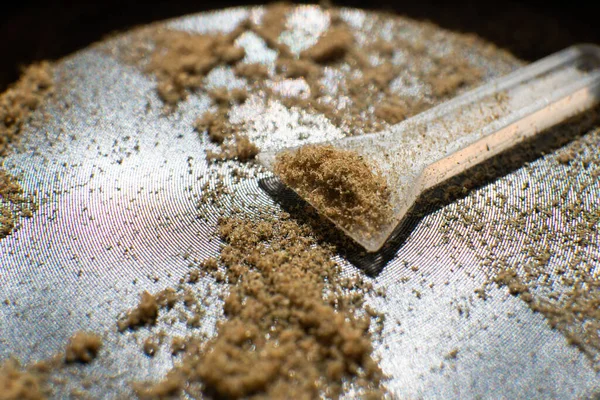 Kief Macro Molinillo Salud Médica Sativa Indica Thc Cbd Marihuana — Foto de Stock