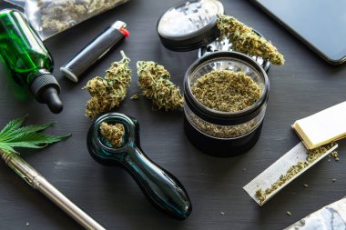 Kenevir tomurcukları için CBD ve THC. Makro kenevir ot tomurcuklanır