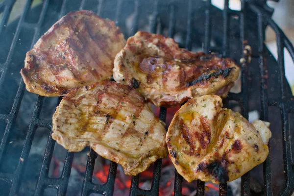 Närbild Fläskstek Grillen — Stockfoto