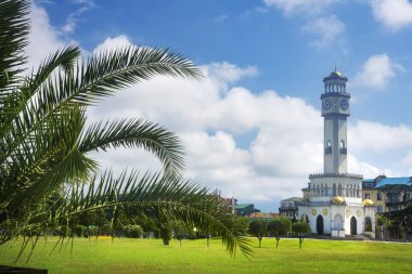 Chacha kulede güneşli yaz gününde Batum, Gürcistan'daki Acara bölgesi.