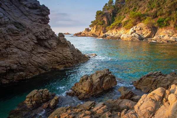 Increíble bahía en Mallorca. Paisaje marino balear — Foto de Stock