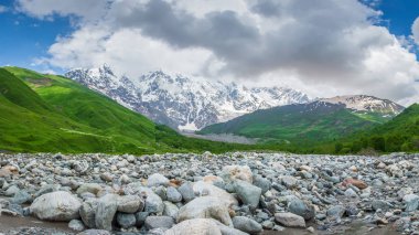Svaneti dağlar manzara Gürcistan