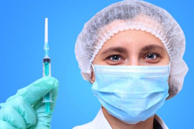 Sağlık ve tıbbi kavram-yakın çekim Kadın doktor holdi