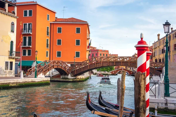 Veneza paisagem canal, Itália. Cidade de Veneza. Exteriores históricos i — Fotografia de Stock