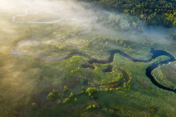 Pemandangan Pemandangan Yang Indah Dari Udara Matahari Terbit Pagi Hari Stok Gambar Bebas Royalti