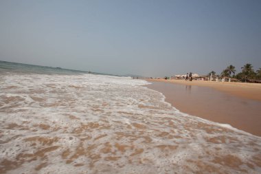 Hint okyanusukıyılarında sörf