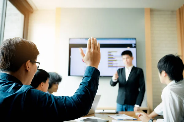Businessman Raising Hand Wants Ask Something Boardroom — Stock Photo, Image