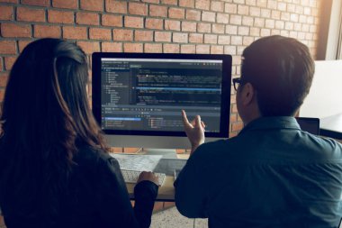 Programlama ve yumuşak bir çalışma teknolojileri kodlama geliştirme