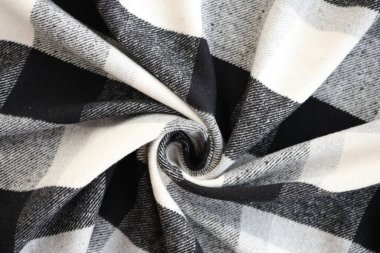 Siyah kareli peçete havlusu izole edilmiş, mutfak peçetesi siyah. Yiyecek temizliği ya da dekor