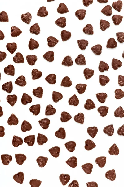 Καφέ Καραμέλα Σχήμα Καρδιάς Κομμάτια Σοκολάτας Γάλακτος — Φωτογραφία Αρχείου