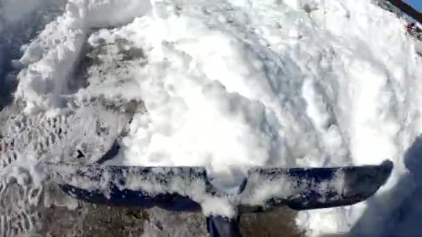 照相机安装在工具上 从深谷道铲雪 — 图库视频影像
