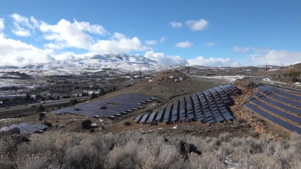 Tiempo Transcurrido Sobre Paneles Solares Desierto Nevada Cerca Reno — Vídeo de stock