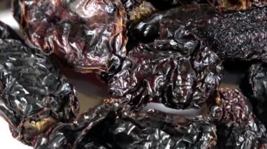  Susuz kalmış Chile Morita biberi dönen video