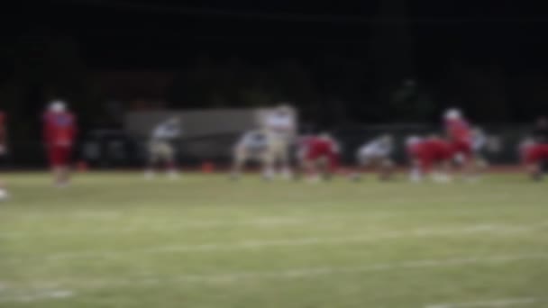 Defocused Voetballers Incomplete Pass — Stockvideo