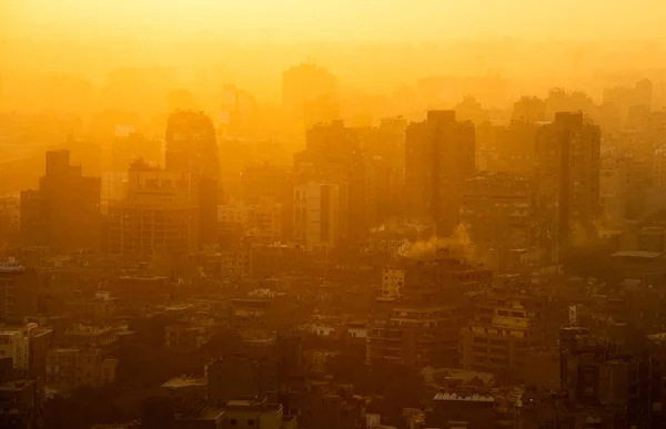 Cairo akşam televizyon kulesinden havadan görünümü