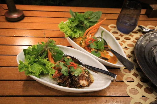 Crevettes Curry Rouge Curry Poisson Dans Bol Blanc — Photo