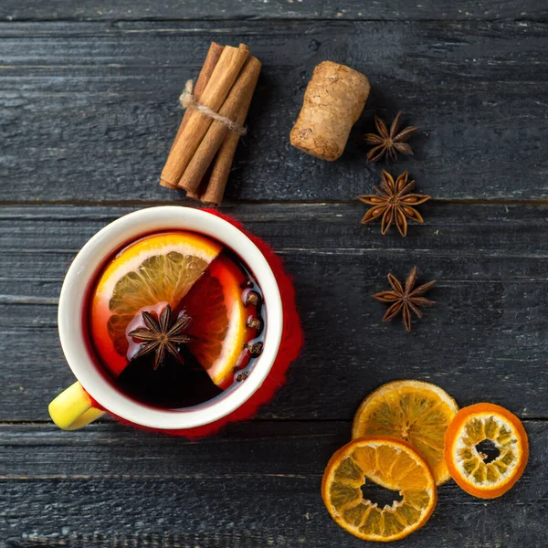 Vinho Amassado Com Especiarias Laranja — Fotografia de Stock