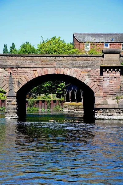 Arco Ponte Rodoviária Trent Bridge A511 Sobre Rio Trent Com — Fotografia de Stock