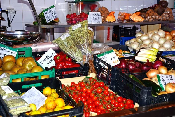 Olhau Portugal June 2017 Fruit Vegetable Stall Indoor Market Olhau — Stock Photo, Image