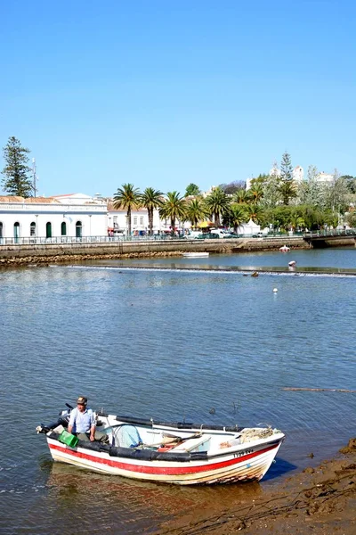 Tavira Portugal June 2017 View River Gilao Town Buildings Rear — Stock Photo, Image