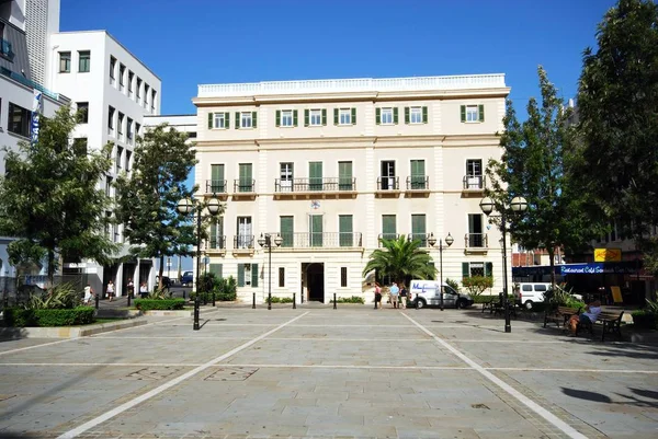 View of the front facade of the city Hall in John Mackintosh Square, Gibraltar. — Stock Photo, Image