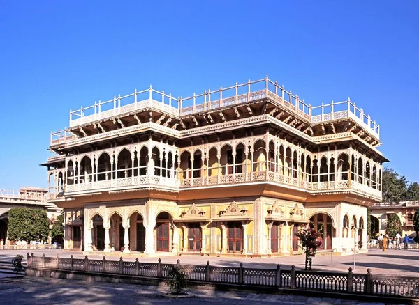 Mubarak mahal Gebäude am Stadtpalast auch als chandra mahal, jaipur, Indien bekannt. — Stockfoto