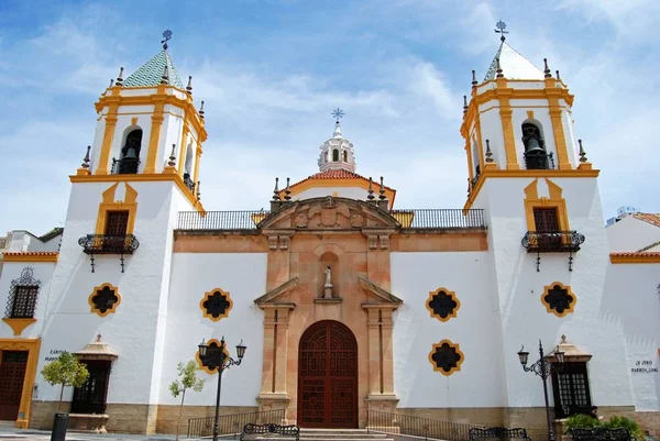 Pohled na farní kostel Socorro na náměstí Plaza del Socorro, Ronda, Španělsko. — Stock fotografie