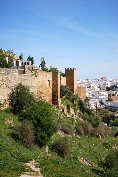 Kilátás az óváros falán a város felé, ronda, Spanyolország. — Stock Fotó