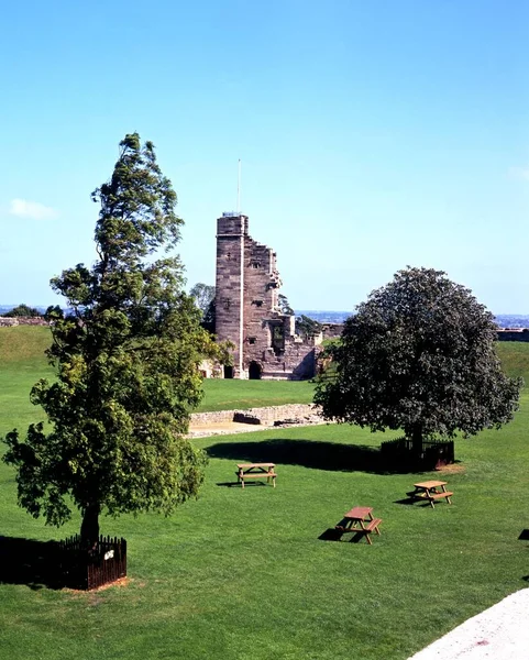 Ruiny Zamku Ogrodów Tutbury Tutbury Staffordshire Anglia Wielka Brytania Europa — Zdjęcie stockowe